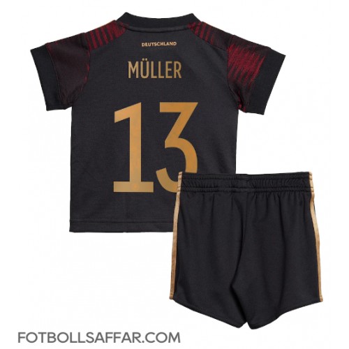 Tyskland Thomas Muller #13 Bortadräkt Barn VM 2022 Kortärmad (+ Korta byxor)
